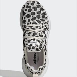 Adidas Women's athletic leopard cheetah sneaker Black and White Sneakers